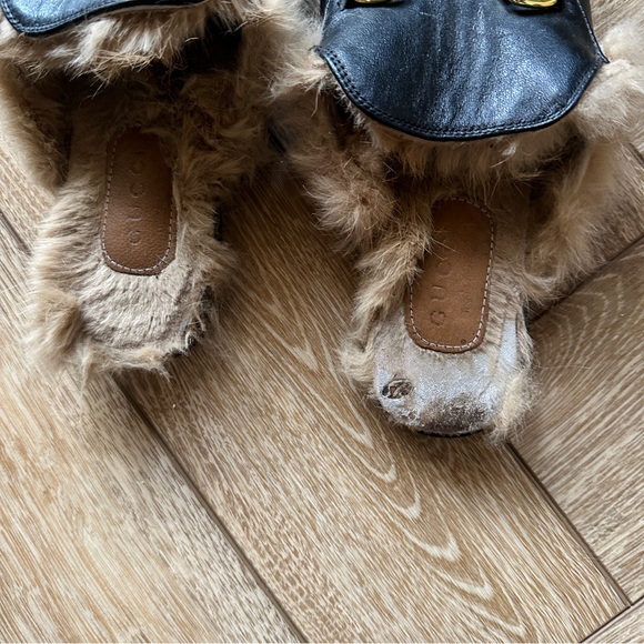 Gucci loafer slides size 38. Very loved - Picture 2 of 4